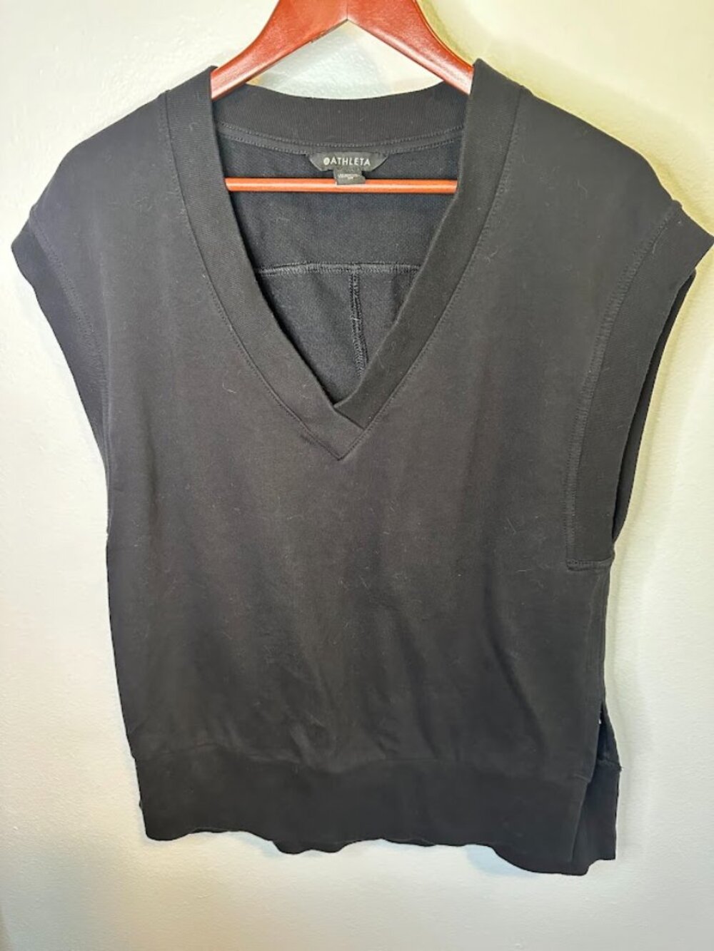 Athleta Retroterry Black V-Neck Sweatshirt Tee Tunic - Medium